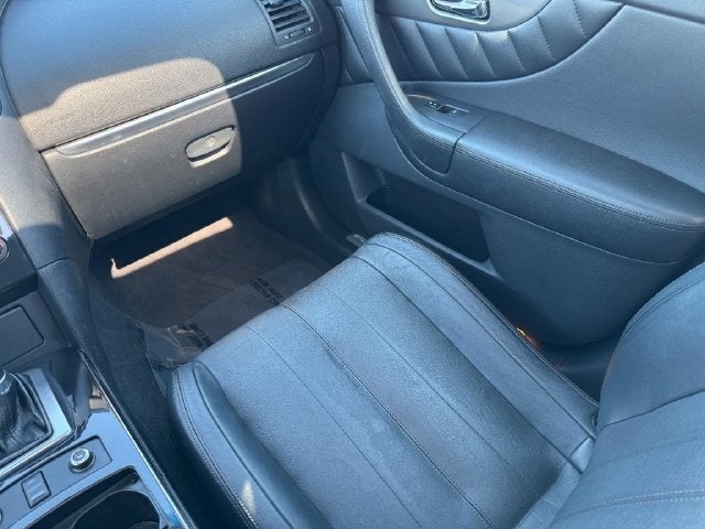 2017 INFINITI QX70 Base