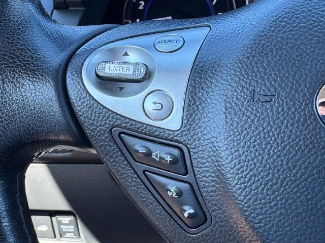 2017 INFINITI QX70 Base