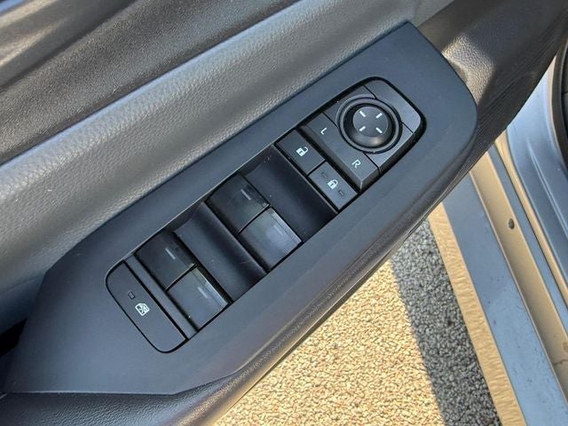 2023 Toyota Prius LE