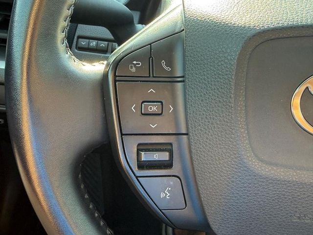 2023 Toyota Prius LE