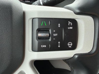 2025 Land Rover Defender 110 P300