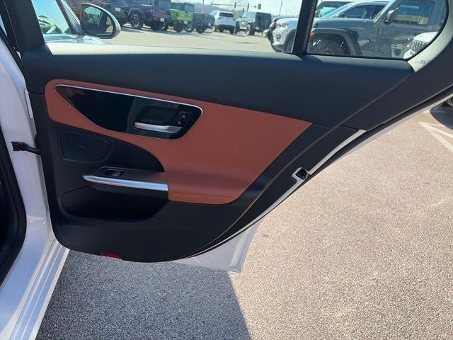 2025 Mercedes-Benz C 300 C 300