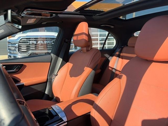2025 Mercedes-Benz C 300 C 300
