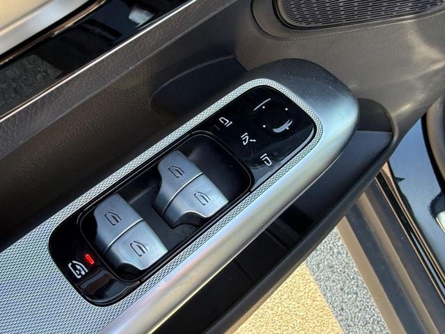 2023 Mercedes-Benz GLC 300 SUV