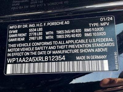 2024 Porsche Macan Base