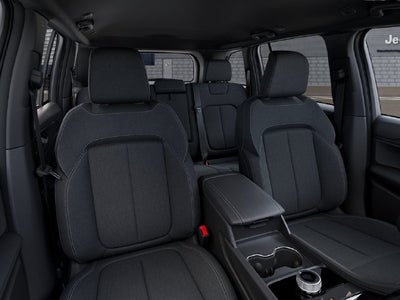 2027 Jeep Grand Cherokee GRAND CHEROKEE LAREDO 4X4