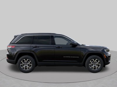 2027 Jeep Grand Cherokee GRAND CHEROKEE LAREDO 4X4
