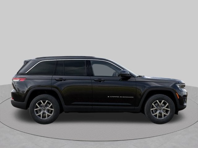 2027 Jeep Grand Cherokee GRAND CHEROKEE LAREDO 4X4