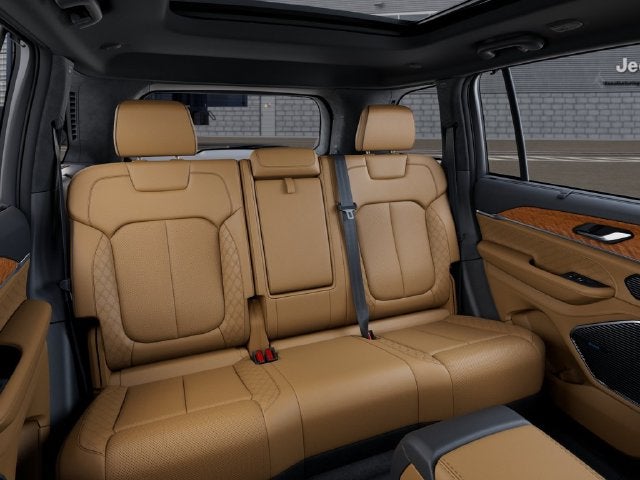 2027 Jeep Grand Cherokee GRAND CHEROKEE SUMMIT 4X4